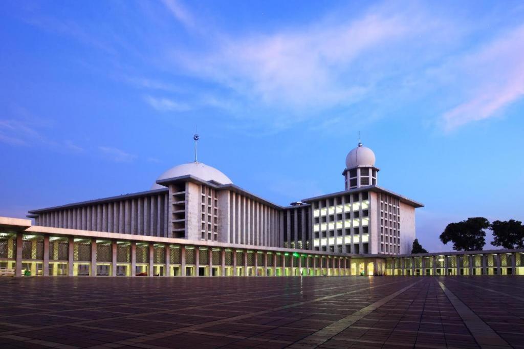 Hotel Lautze Indah ジャカルタ エクステリア 写真