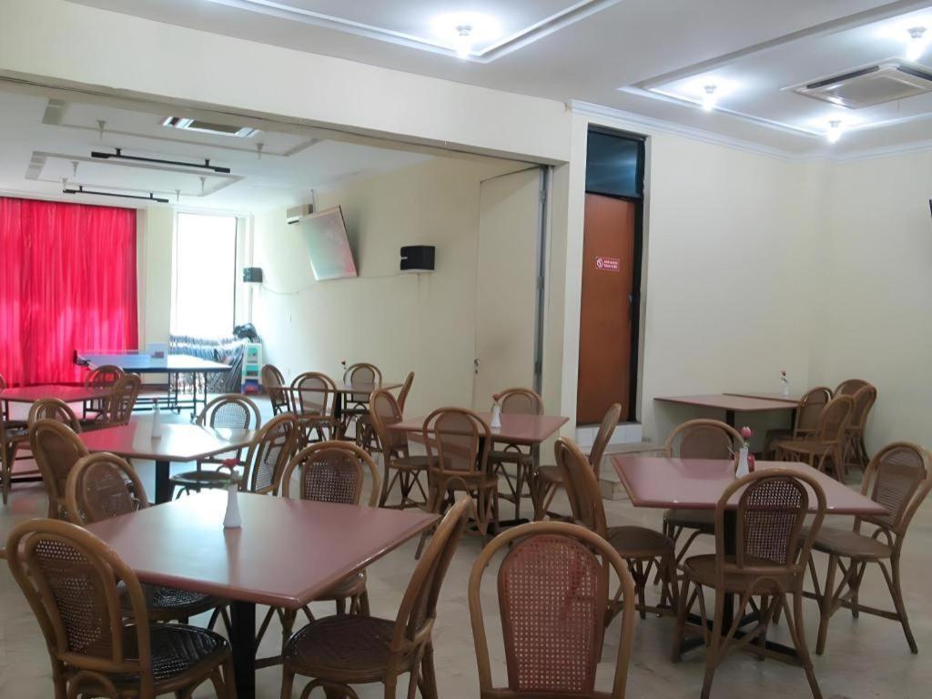 Hotel Lautze Indah ジャカルタ エクステリア 写真