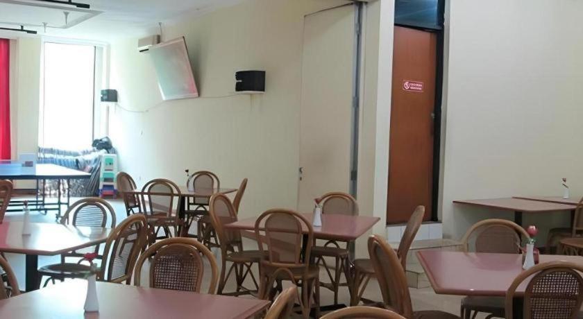 Hotel Lautze Indah ジャカルタ エクステリア 写真