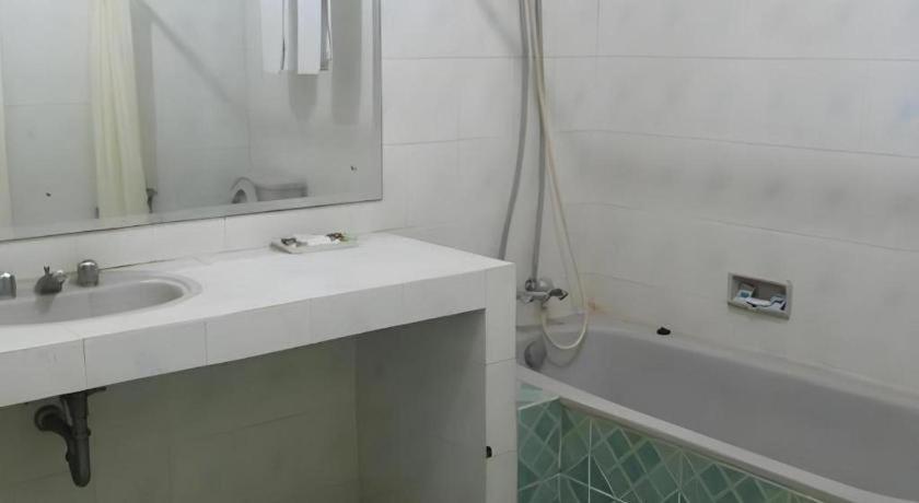 Hotel Lautze Indah ジャカルタ エクステリア 写真